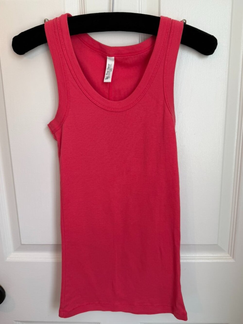 Victoria’s Secret Coral Pink Fitted Tank Top Spring Color